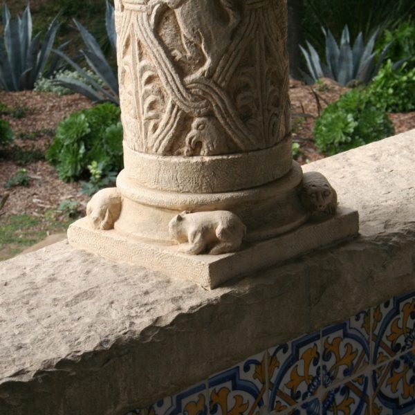 Stone-Column-Carvings